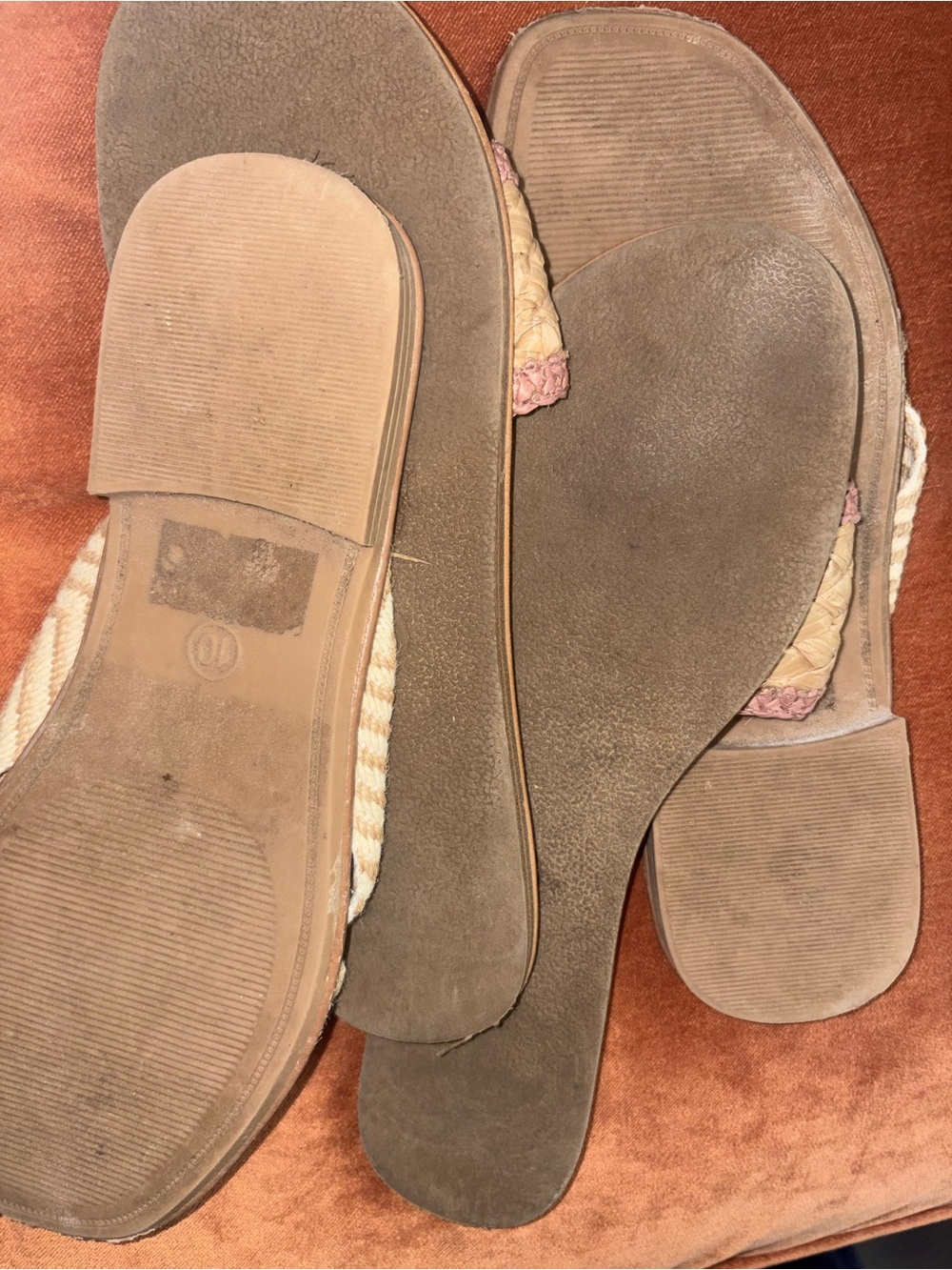Lot of 2 universal Thread Slide Sandals - Picture 2 of 7